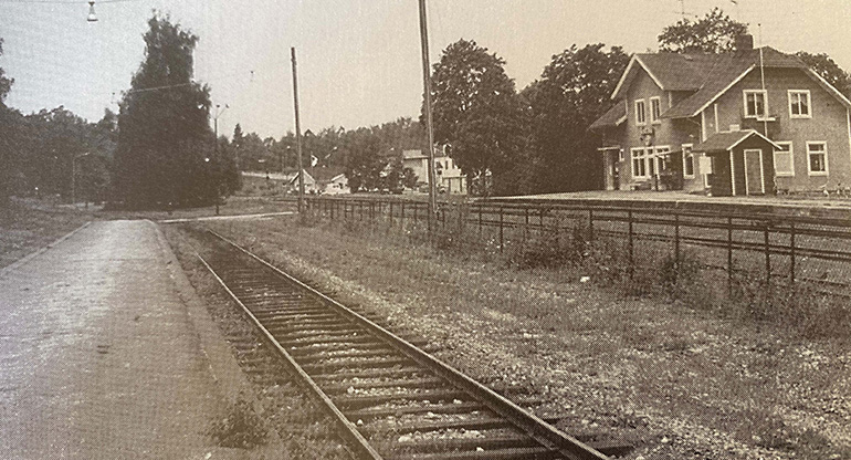 Järnvägsstationen i Åseda. Foto.